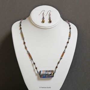 NEW - S10 - Handmade foil-lined beaded necklace set - One of a kind